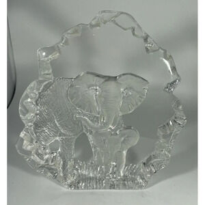 Etched Heavy Glass Elephant Mama Baby Decorative‎ 7”